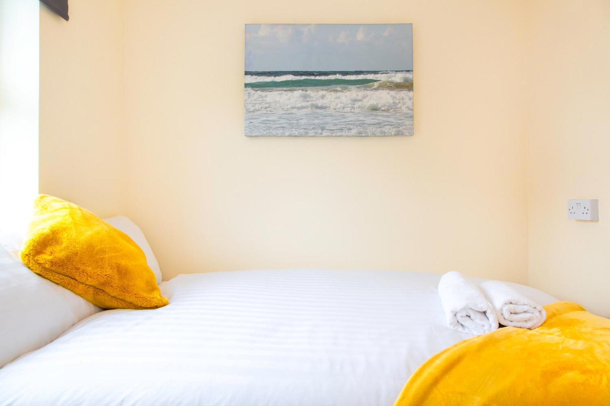 Newly Launched 3 Bedroom House With Free Parking Litherland Ngoại thất bức ảnh